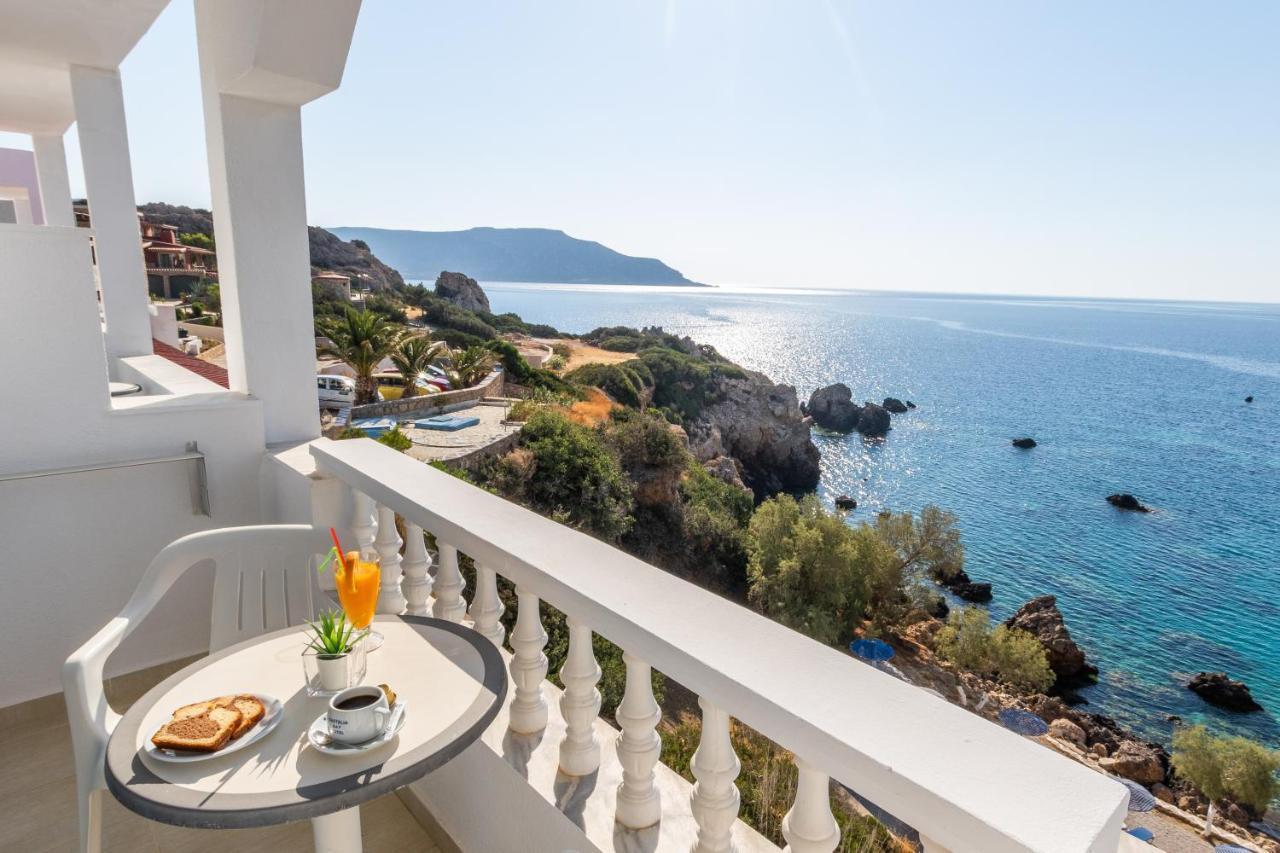 Castelia Bay Hotel Amoopi Exterior foto